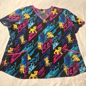 Disney Women’s Simba Scrub Top